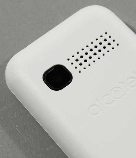 Телефон Alcatel 1066D-2BALRU5 Warm White (QuadBand 1.8" GSM microSD 0.3Mpx 63  г)