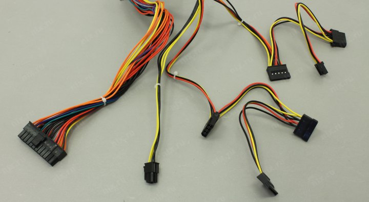 Блок питания 350W ExeGate CP350 (ATX, 8cm fan, 24pin, 4pin, 3xSATA, 2xIDE)