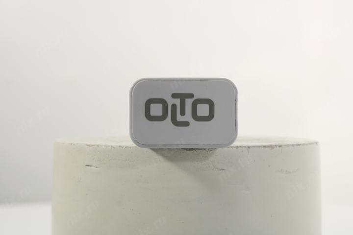 OLTO WCH-4103 Зарядное устройство USB (Вх. AC100-240V Вых. DC5V  5W  USB кабель microUSB)