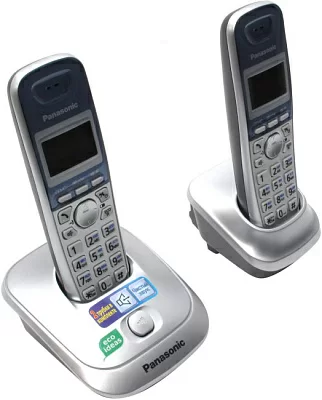 Panasonic KX-TG2512RUS Silver р/телефон (2 трубки  с ЖК диспл. DECT)