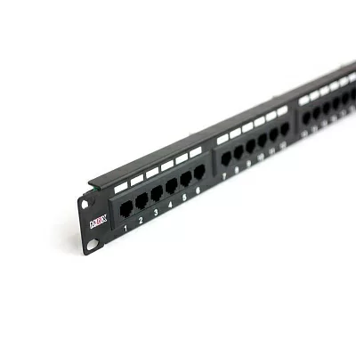 Коммутационная панель Patch Panel 19" 1U UTP 24 port кат  5e Rexant  <04-0021>